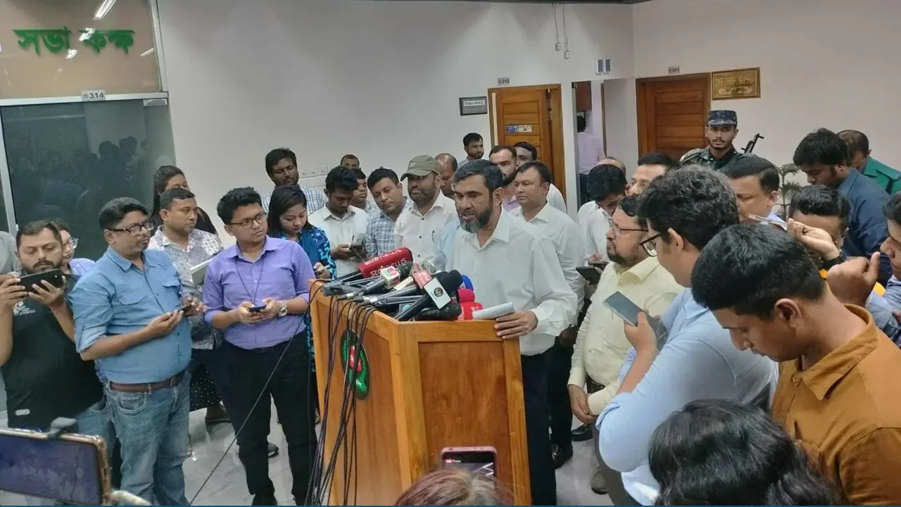 সংসদীয় আসনের পুরো ভোট বাতিলের ক্ষমতা ফেরত চাইল ইসি